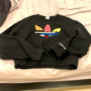 adidas Originals Women's Adicolor Shattered Trefoil Cropped Sweatshirt.